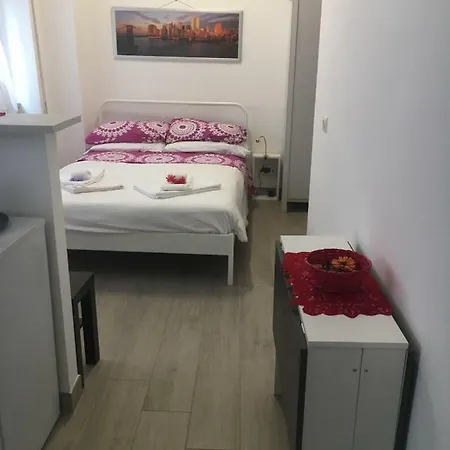Lägenhet Casetta Bianca Di Mimmi